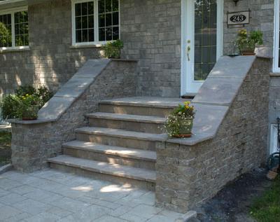 Wide range of paving stones, slabs, steps and curbs